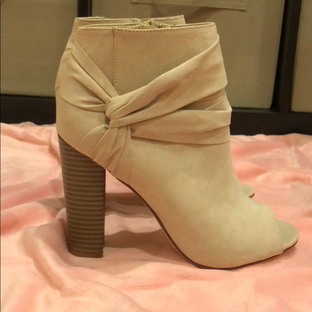 Beige Open-Toe Booties - Picture 3 of 5